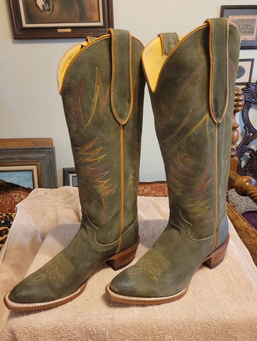 Justin Tall Ladies Western Boots size 7B